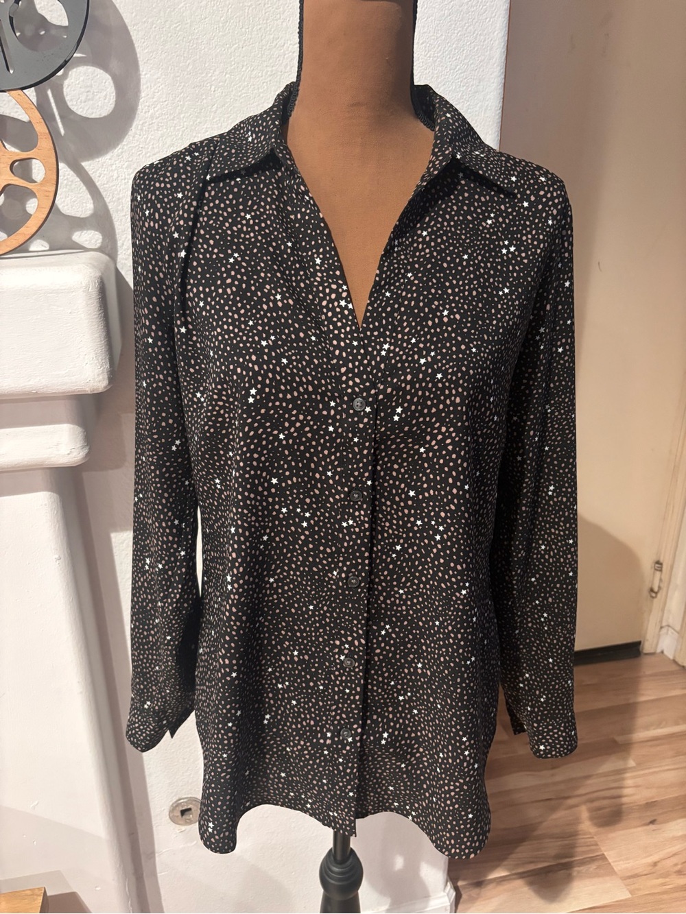 Ann Taylor Black Blouse with White and Light Pink Dot Print SZ M. Beautiful!